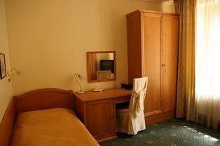 Claris Hotel Prague