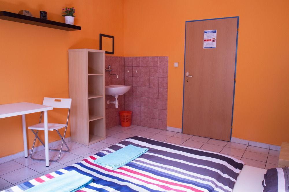 Seven Hostel