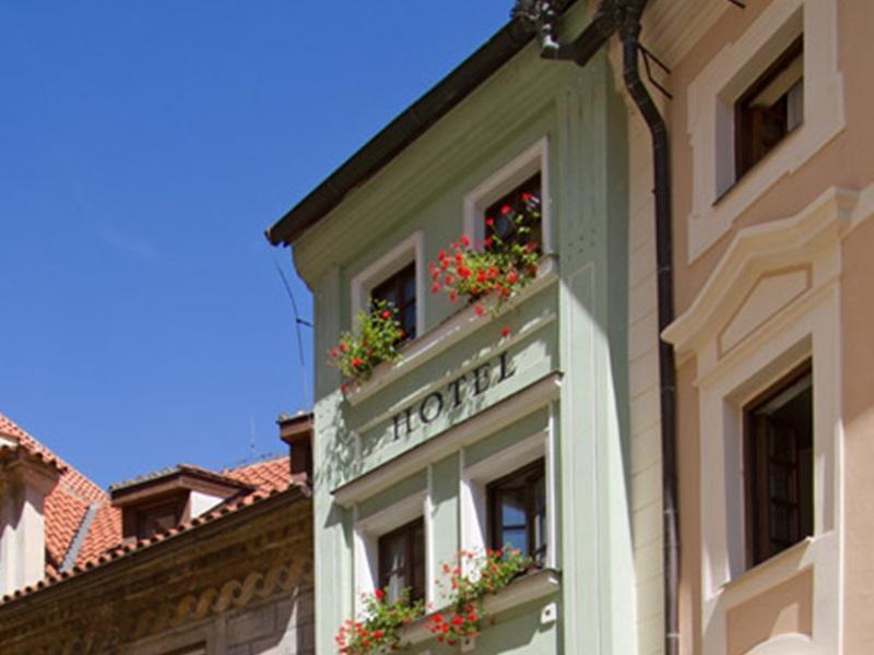 Clementin Hotell 4*