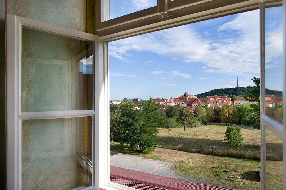 Ea Jeleni Dvur Castle 3*