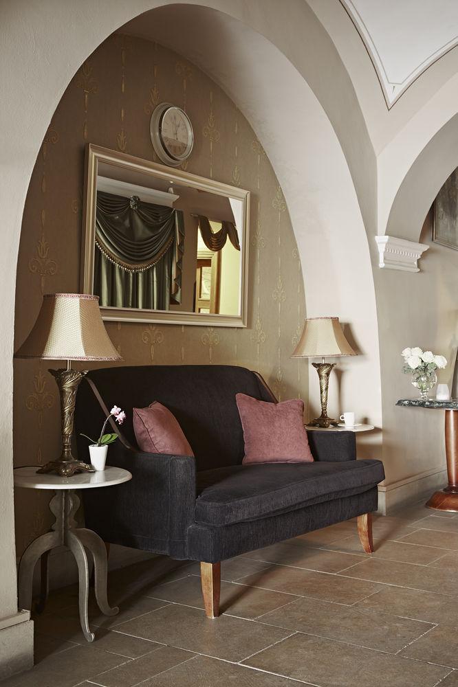 Almandine 4* Prag