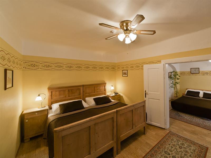Hotel Archibald At The Charles Bridge Prague