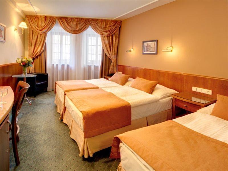 Hotell Clementin 4*