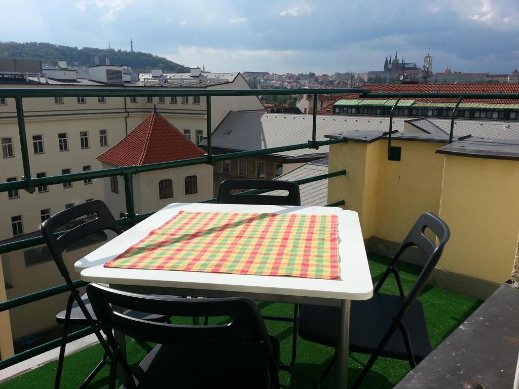 Apartment-narodni 17