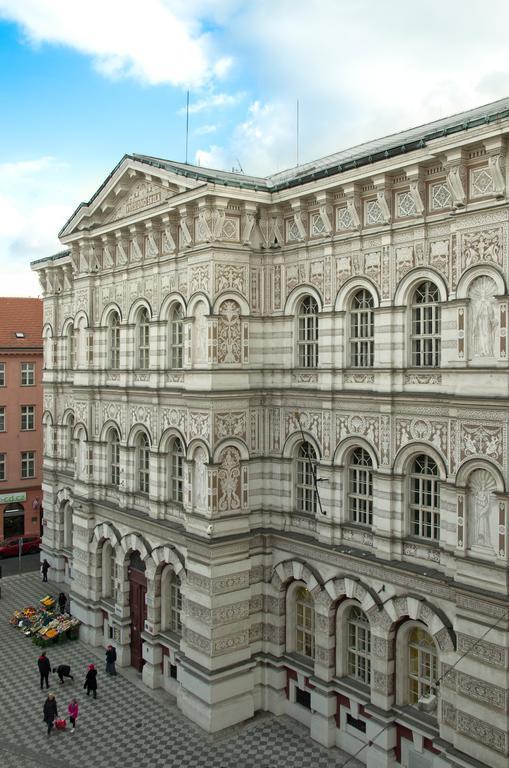 Apartment Vodickova 11 *