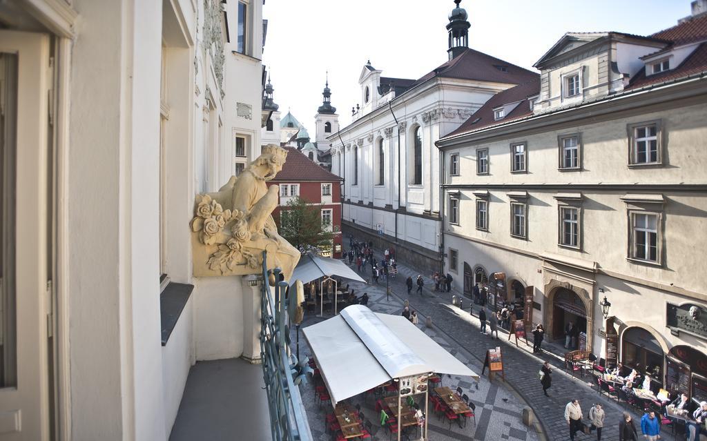 Charles Iv Apartment Prag