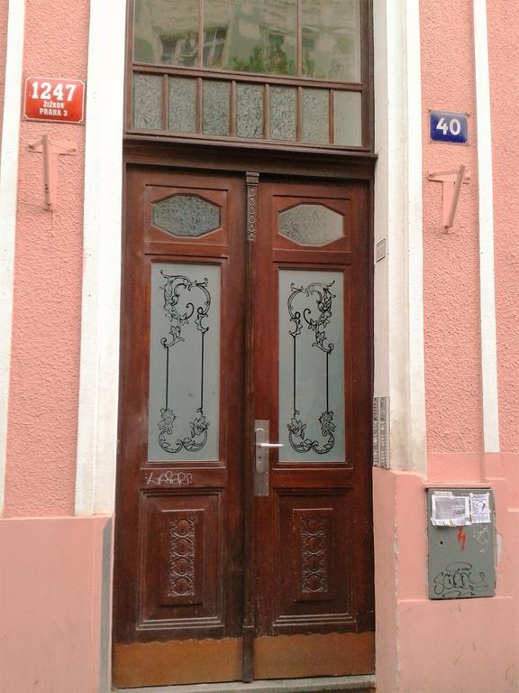 Lägenhet Sense Of Zizkov Prag