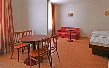 Susa Lägenhetshotell