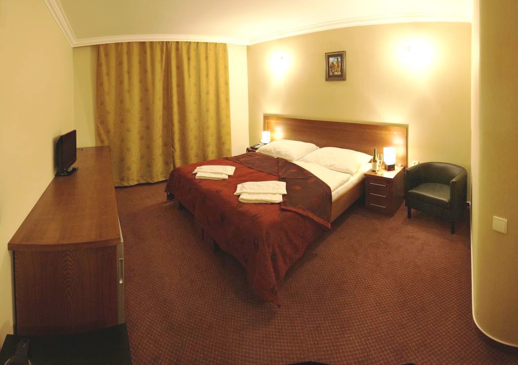 Relax Hotel 4*