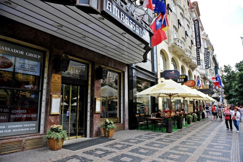 Hotel Ambassador Zlata Husa
