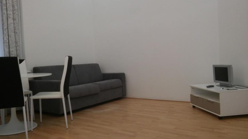 Reznicka 3 * Prague