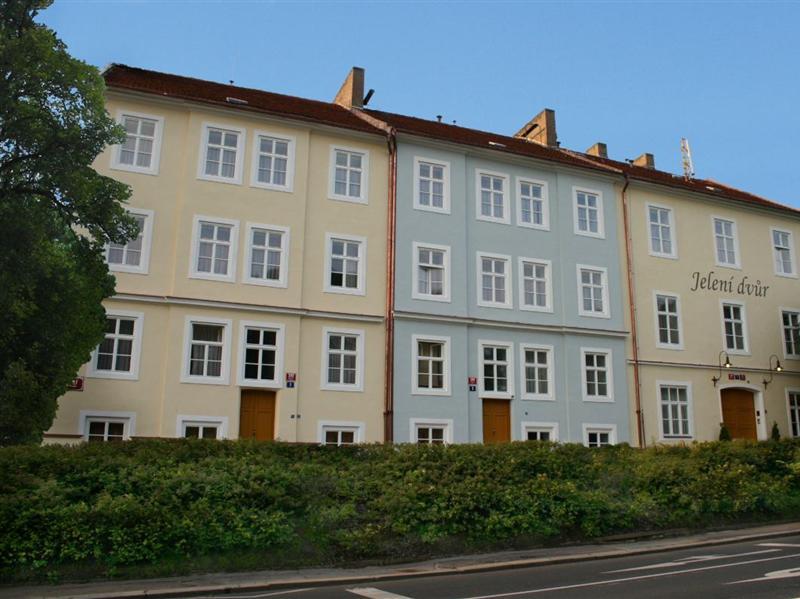 Ea Jeleni Dvur Castle 3*