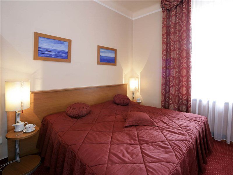 Hotel Gallery Sis
