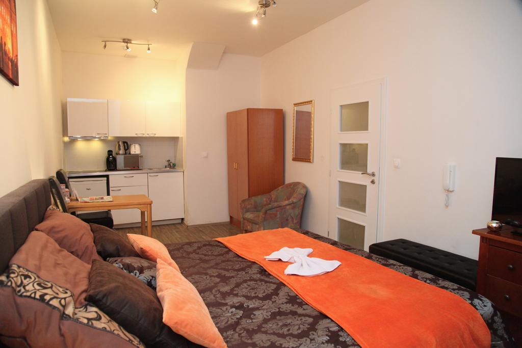 Apartment Trendy- *