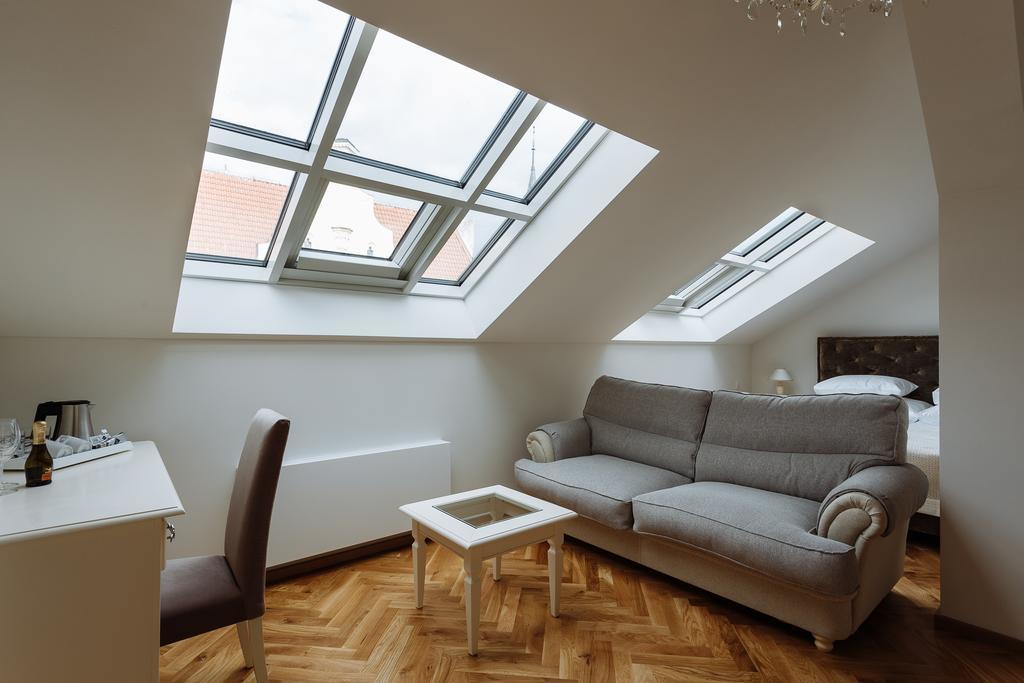 High Heaven Apartment