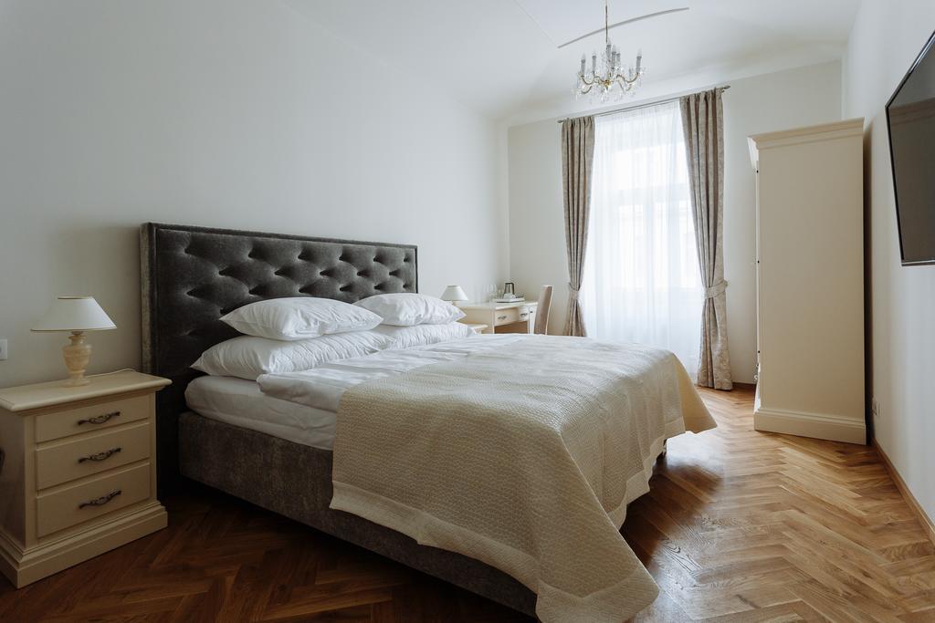 High Heaven Apartment Prague