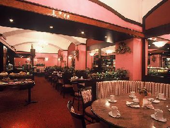 Amadeus Hotel 3*