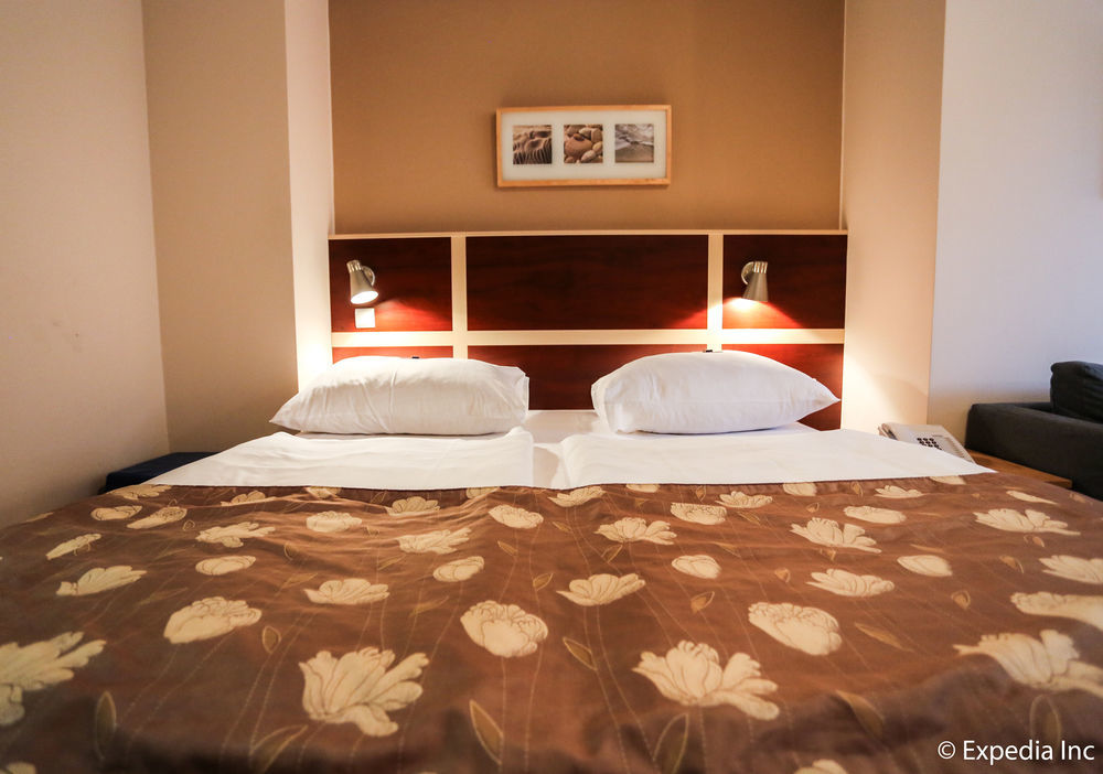 Hotell Ea Julis