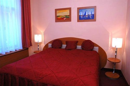 Gallery Sis Hotel 3*