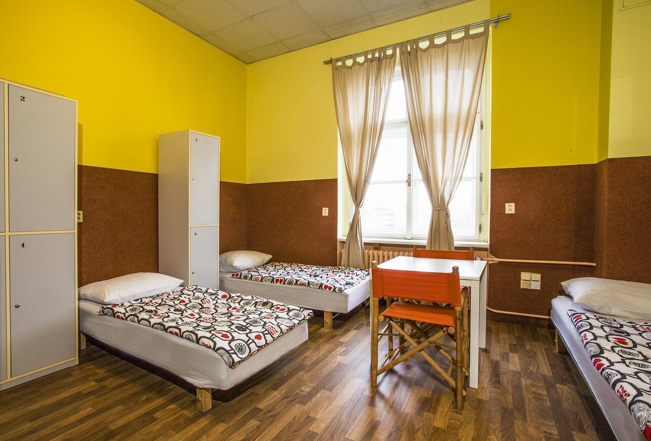 Hostel A Plus & Prag