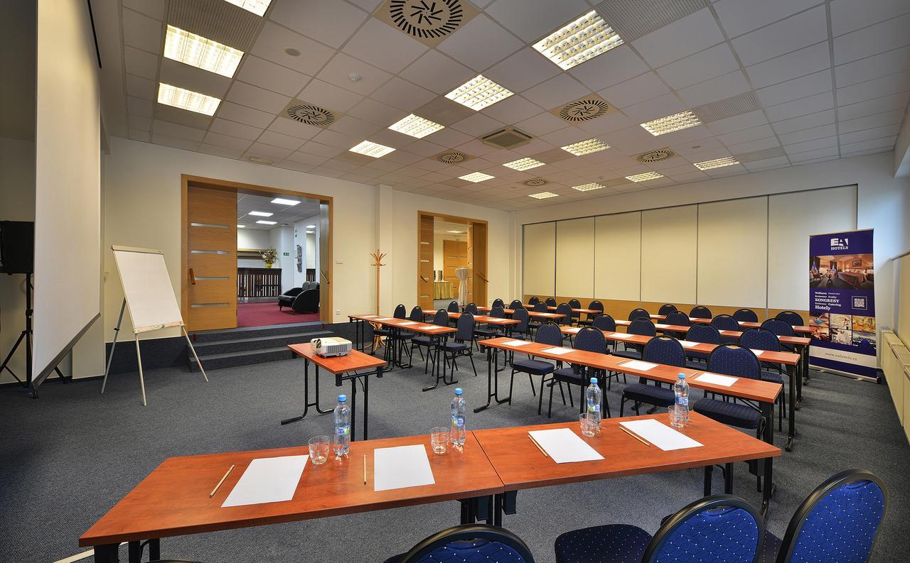 Ea Populus Hotel 3*
