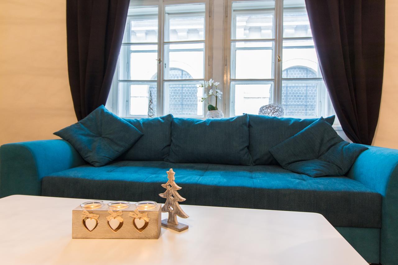 Apartment Karlova *