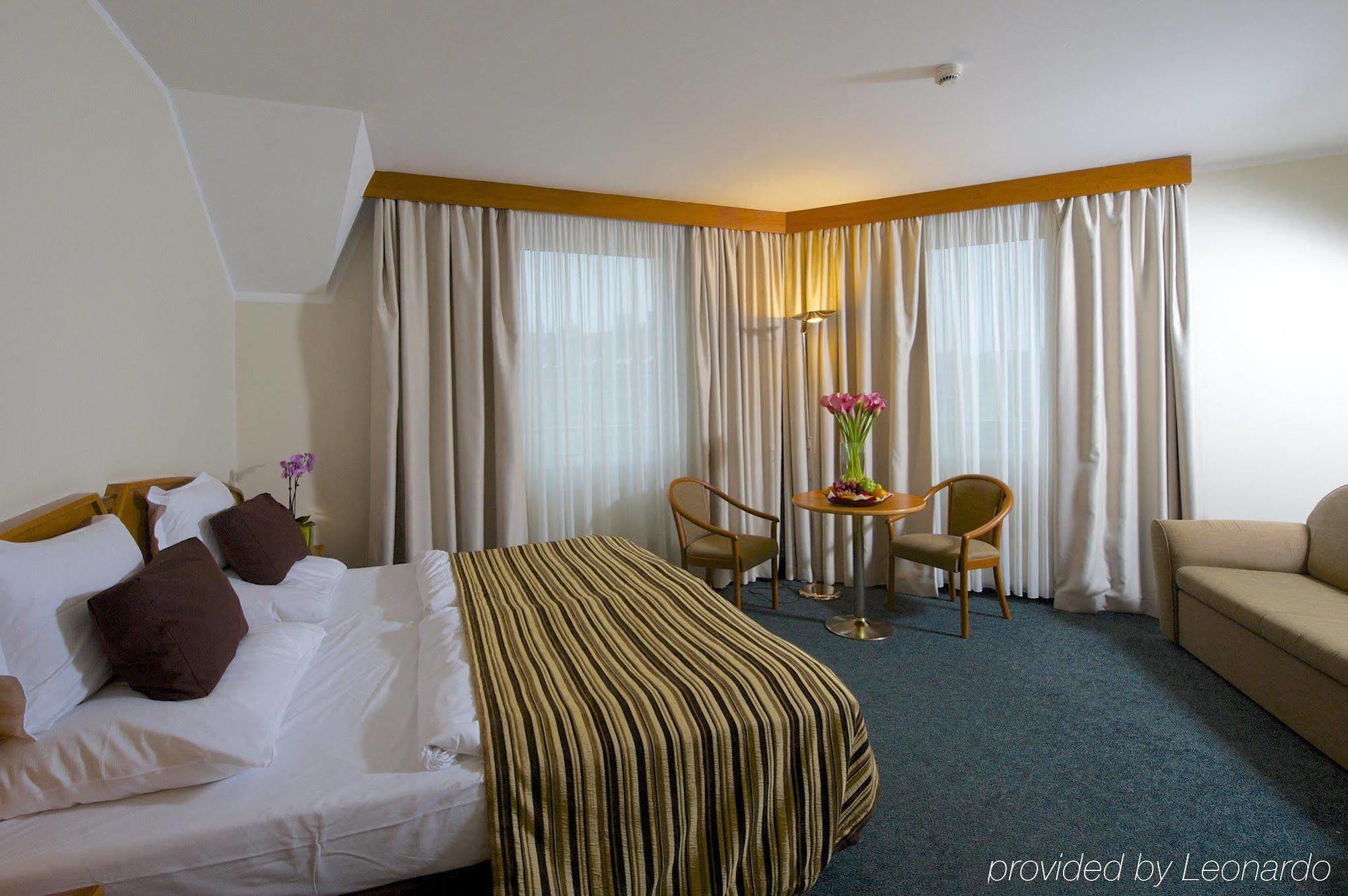 Plaza Prague - Czech Inn Hotels - Czech Leading Hotels 4*