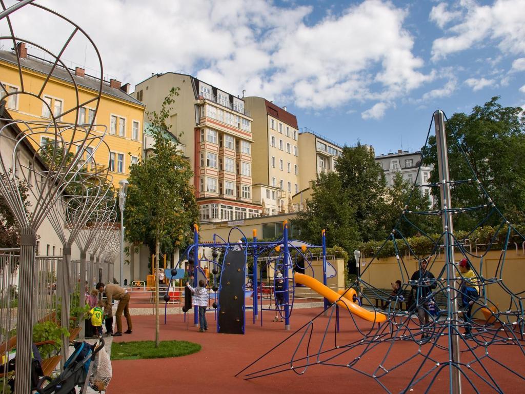 Hotell Ea Julis Prag