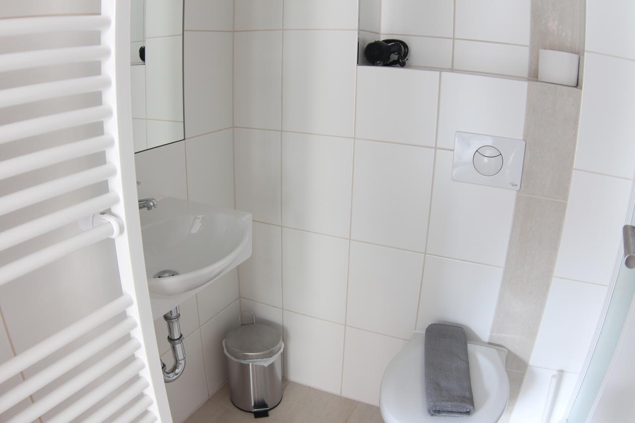 Guest house Family Lorenz & Coffee House 3*