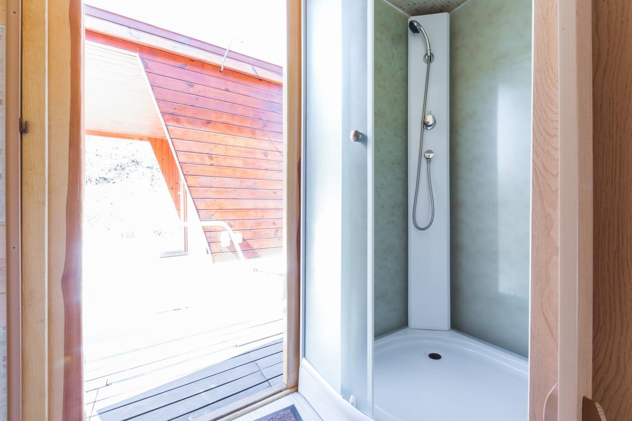 Exclusive Houseboats At Smichov Lejlighed *
