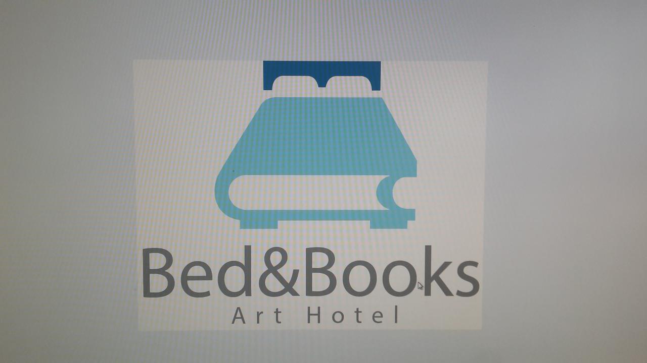 Bed&books Art Prag