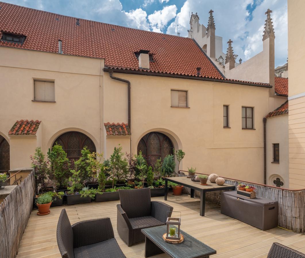 Mordecai 12 By Adrez * Prague