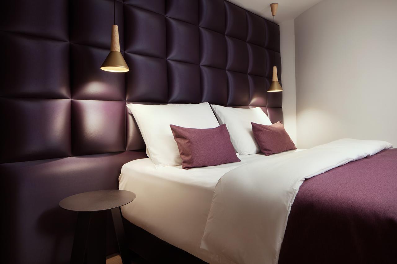 Hotel Moods Charles Bridge 4*
