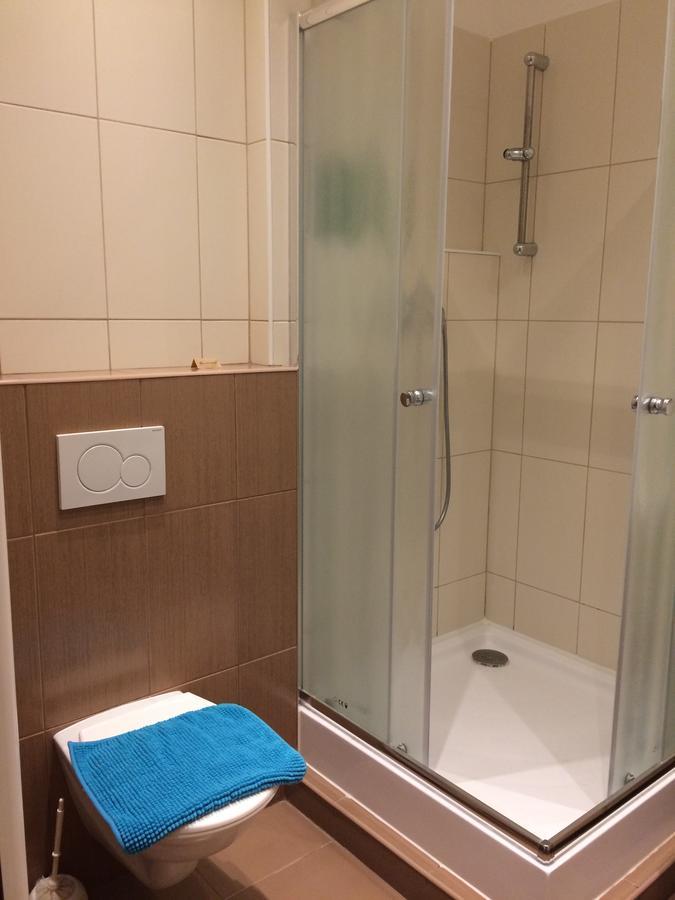 Apartment 4