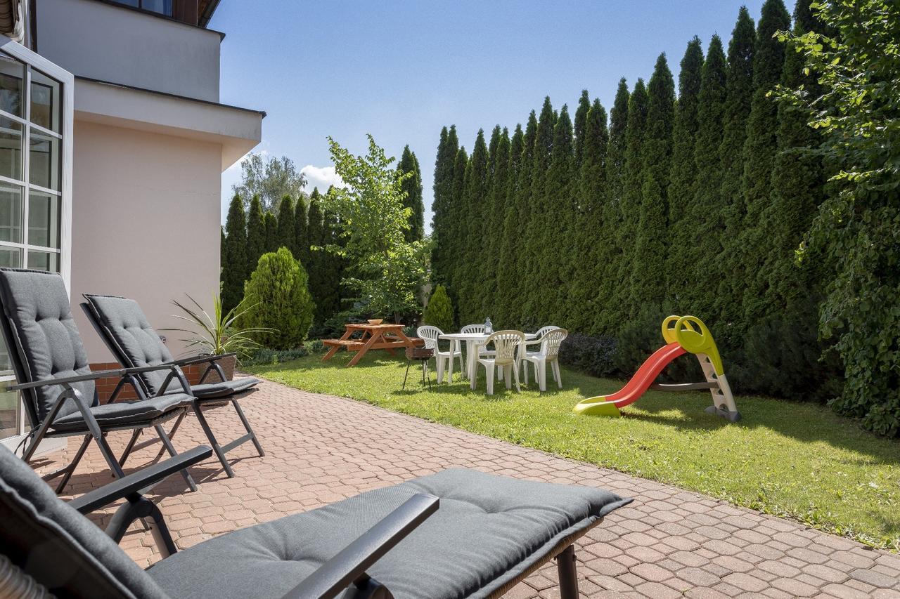 Semesterbostad Holiday House Barrandov Prag