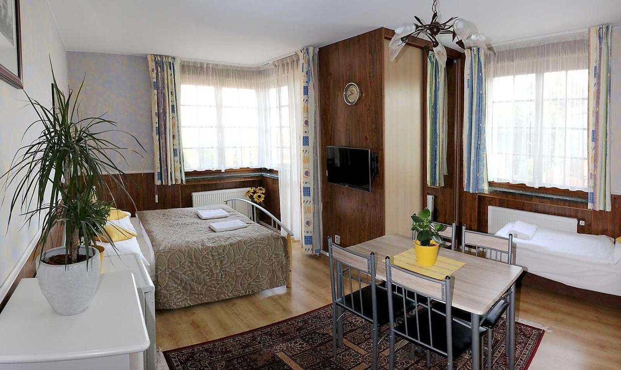 Semesterbostad Holiday House Barrandov
