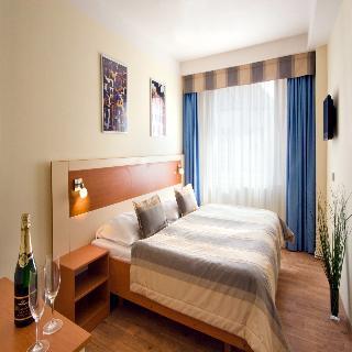 Aida 4* Prag