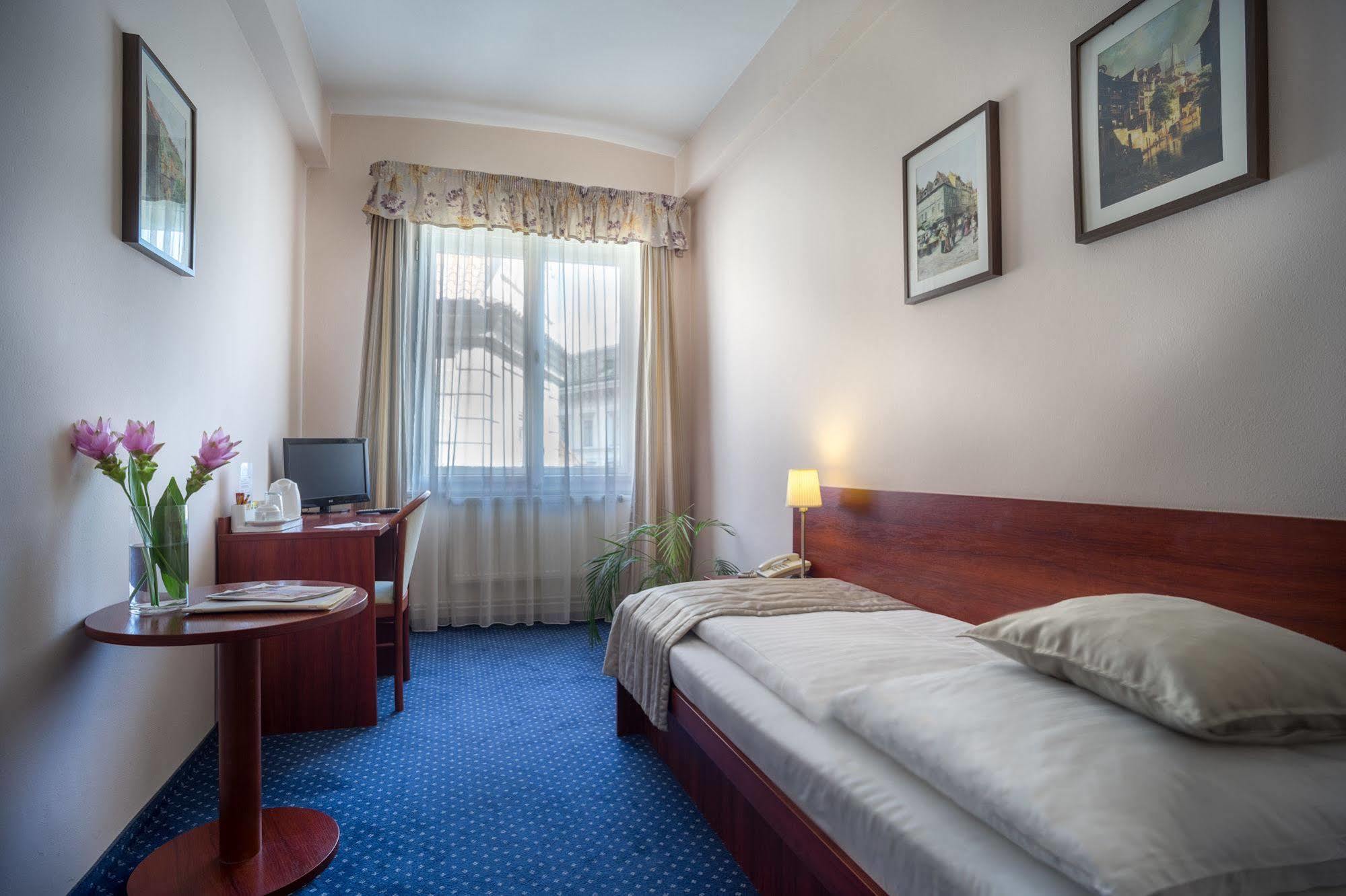 Pytloun Kampa Garden 4*