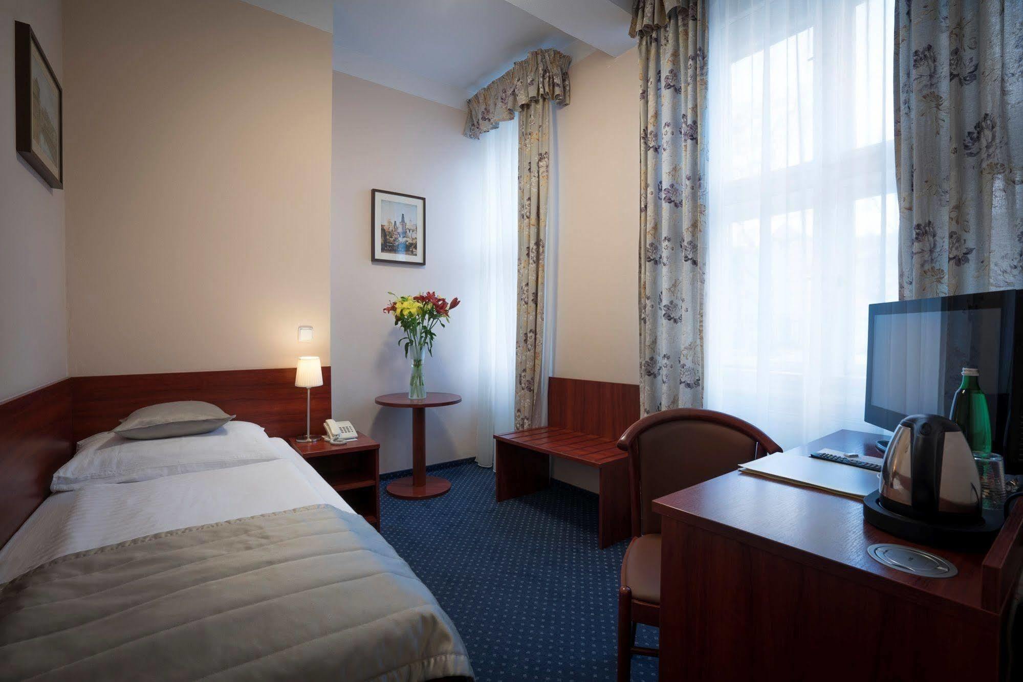 Pytloun Kampa Garden 4* Prag