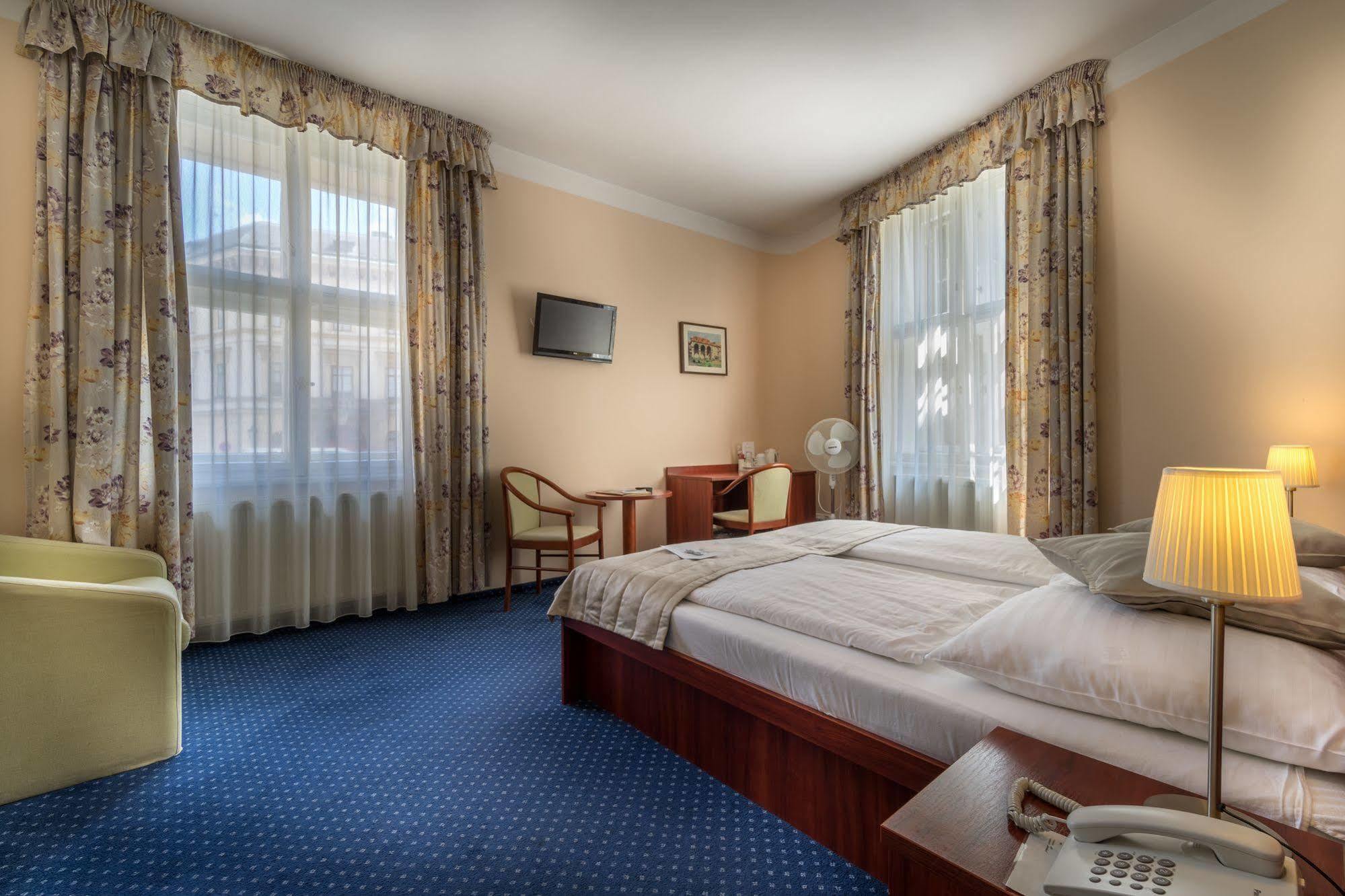 Pytloun Kampa Garden 4* Prag