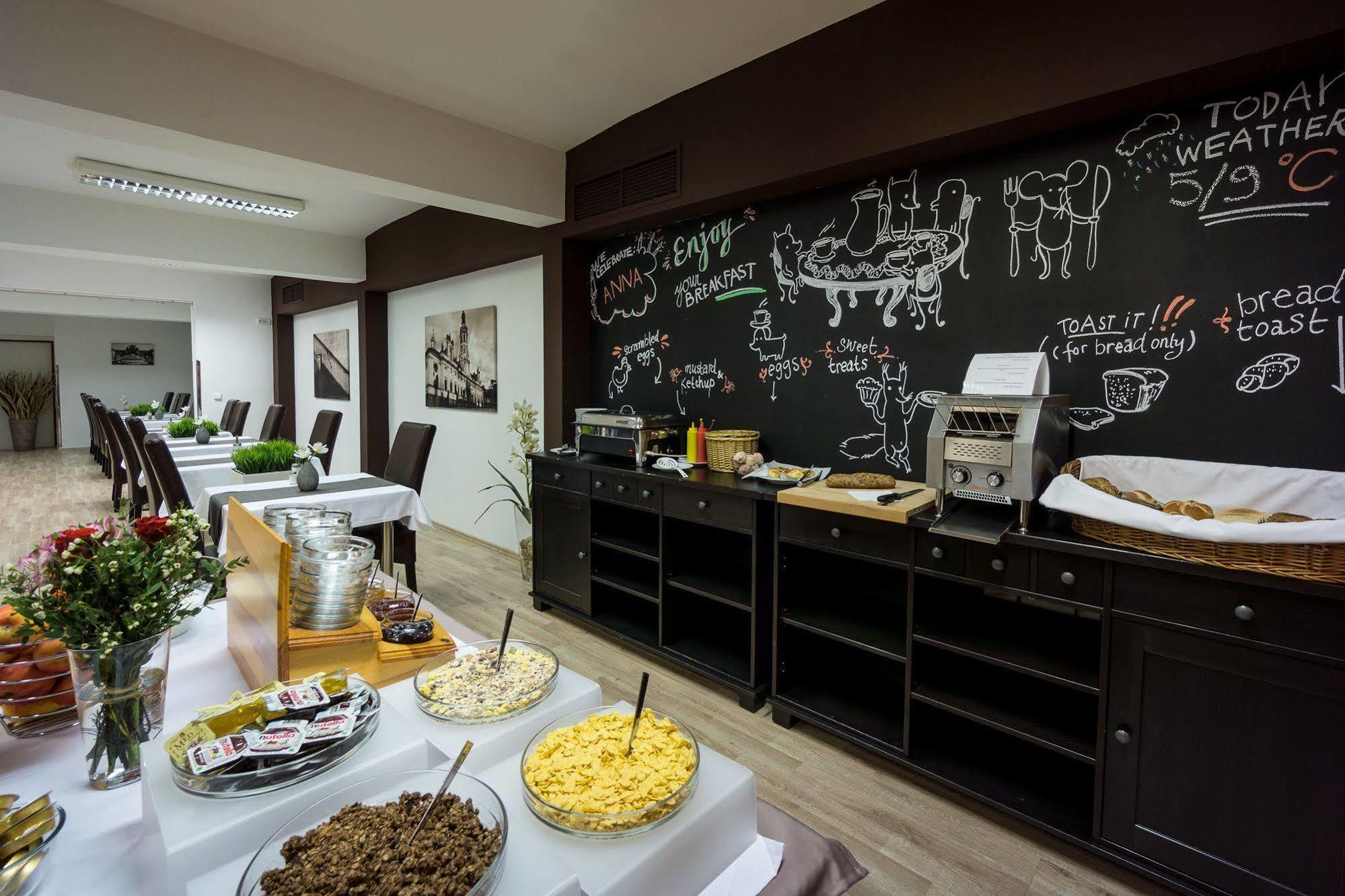 Hotell Pytloun Kampa Garden 4*