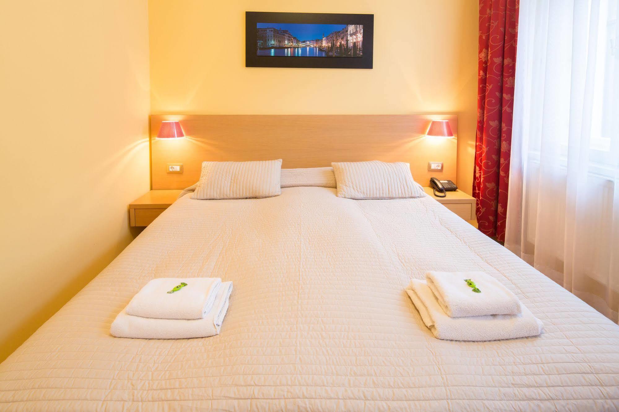 City Lounge 3* Praha