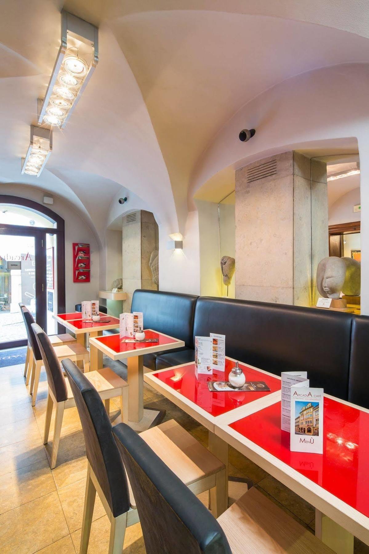 Hotell The Golden Wheel 4*