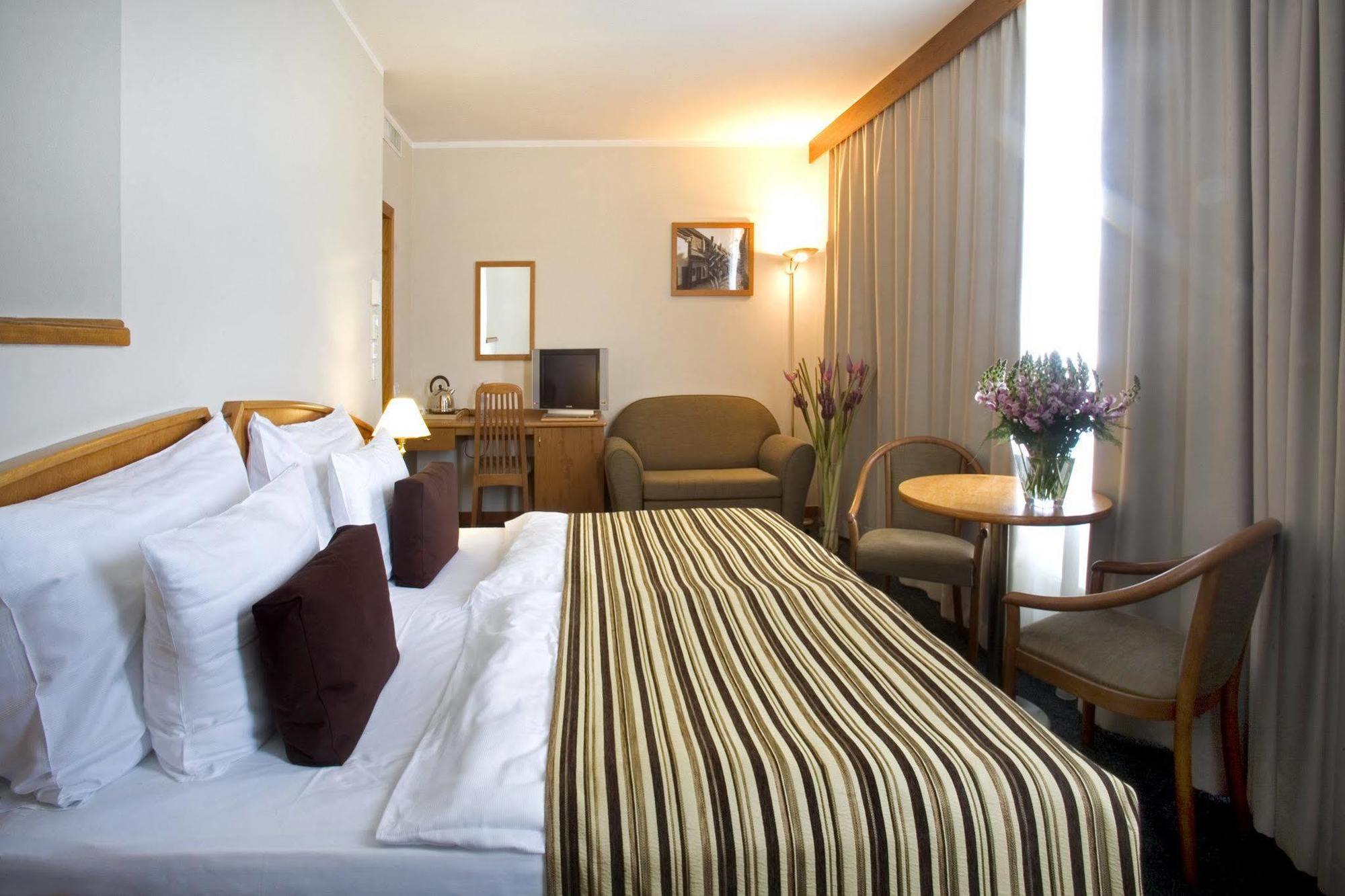 Hotel Plaza Prague - Czech Inn Hotels - Czech Leading Hotels Prague