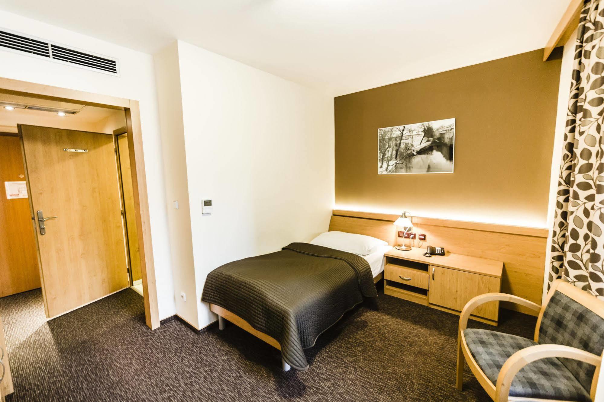Hotel Archibald City 4*
