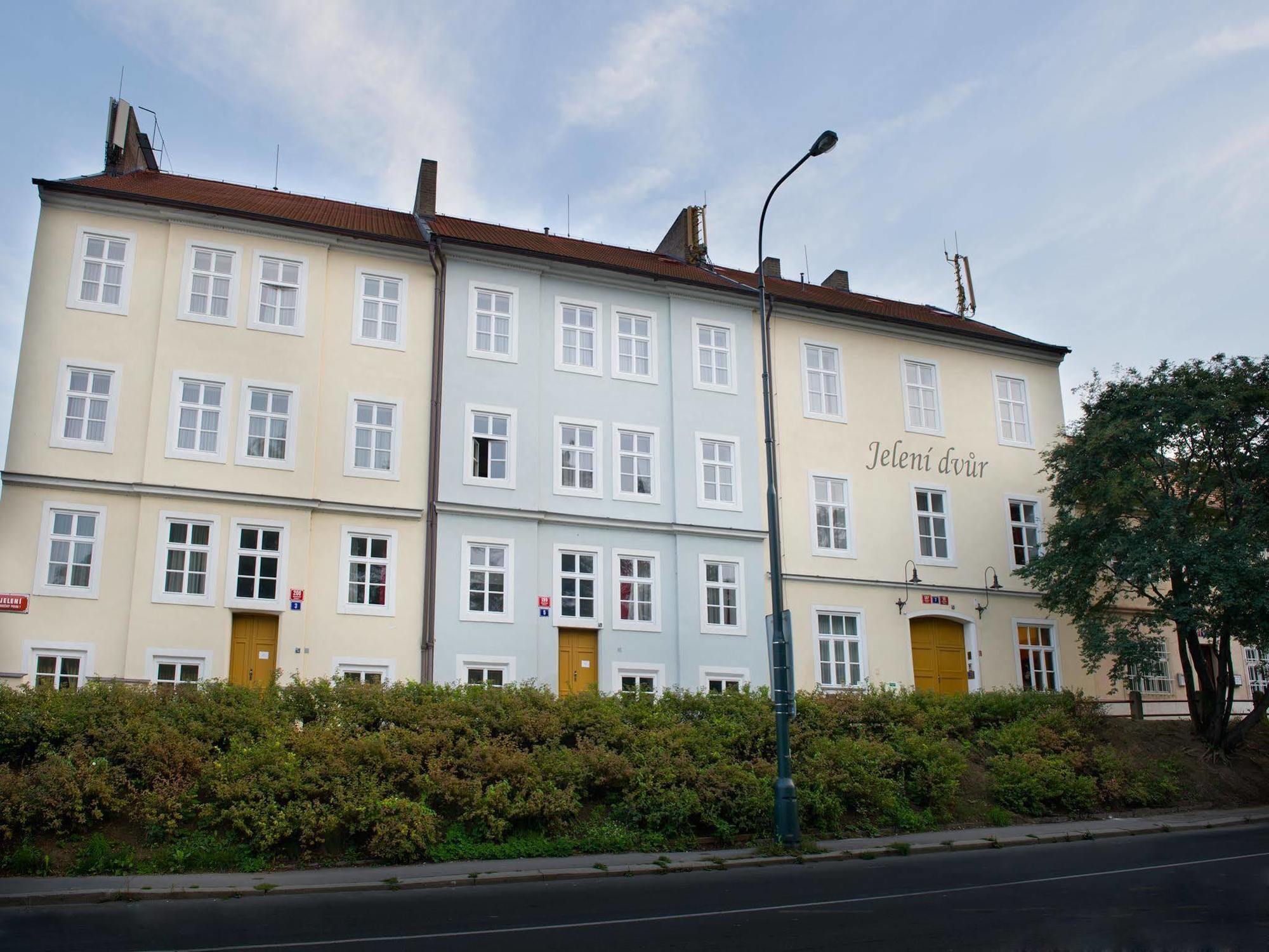 Ea Jeleni Dvur Castle 3* Prag