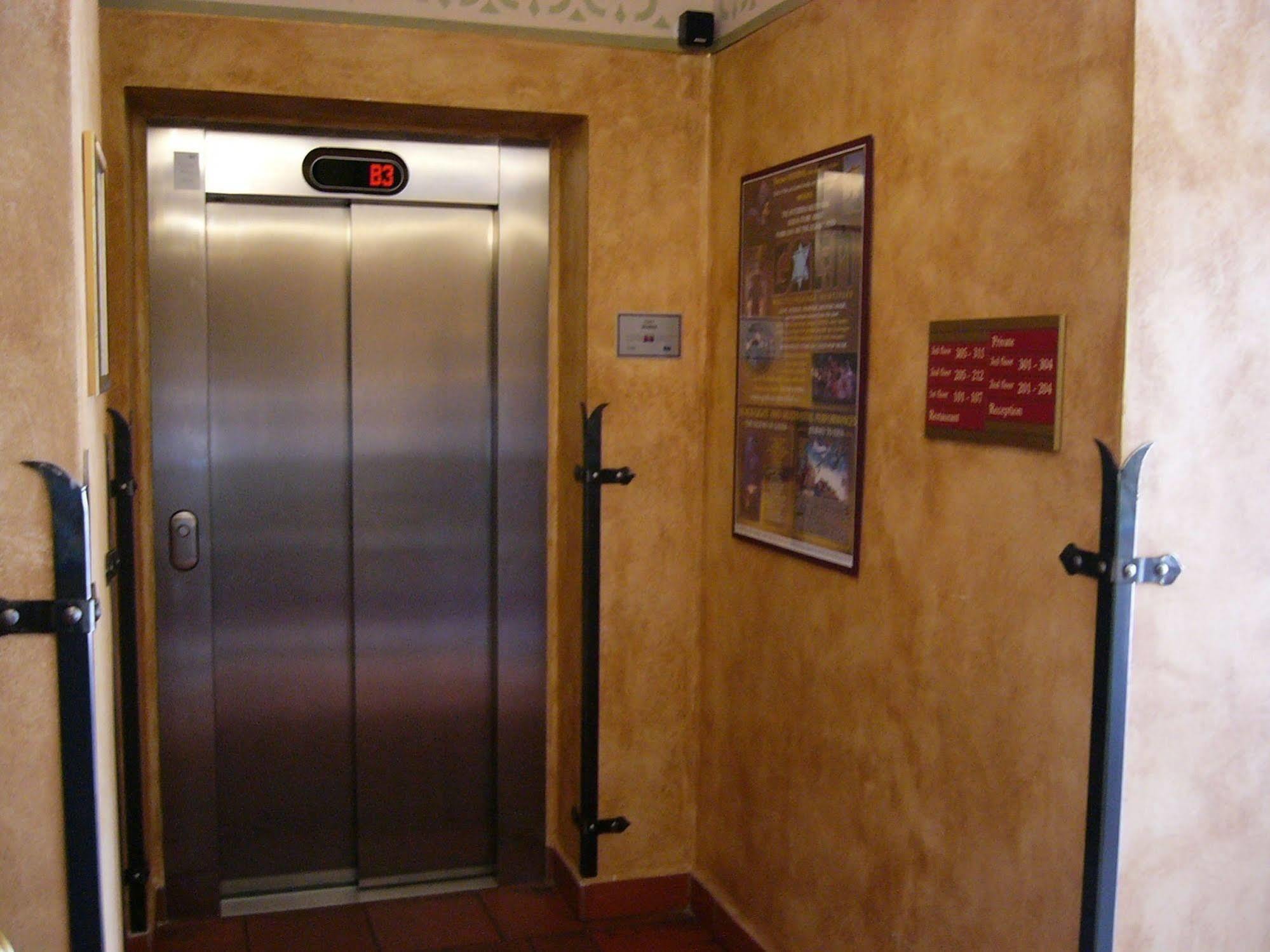 Hotell Ea Jeleni Dvur Castle Prag