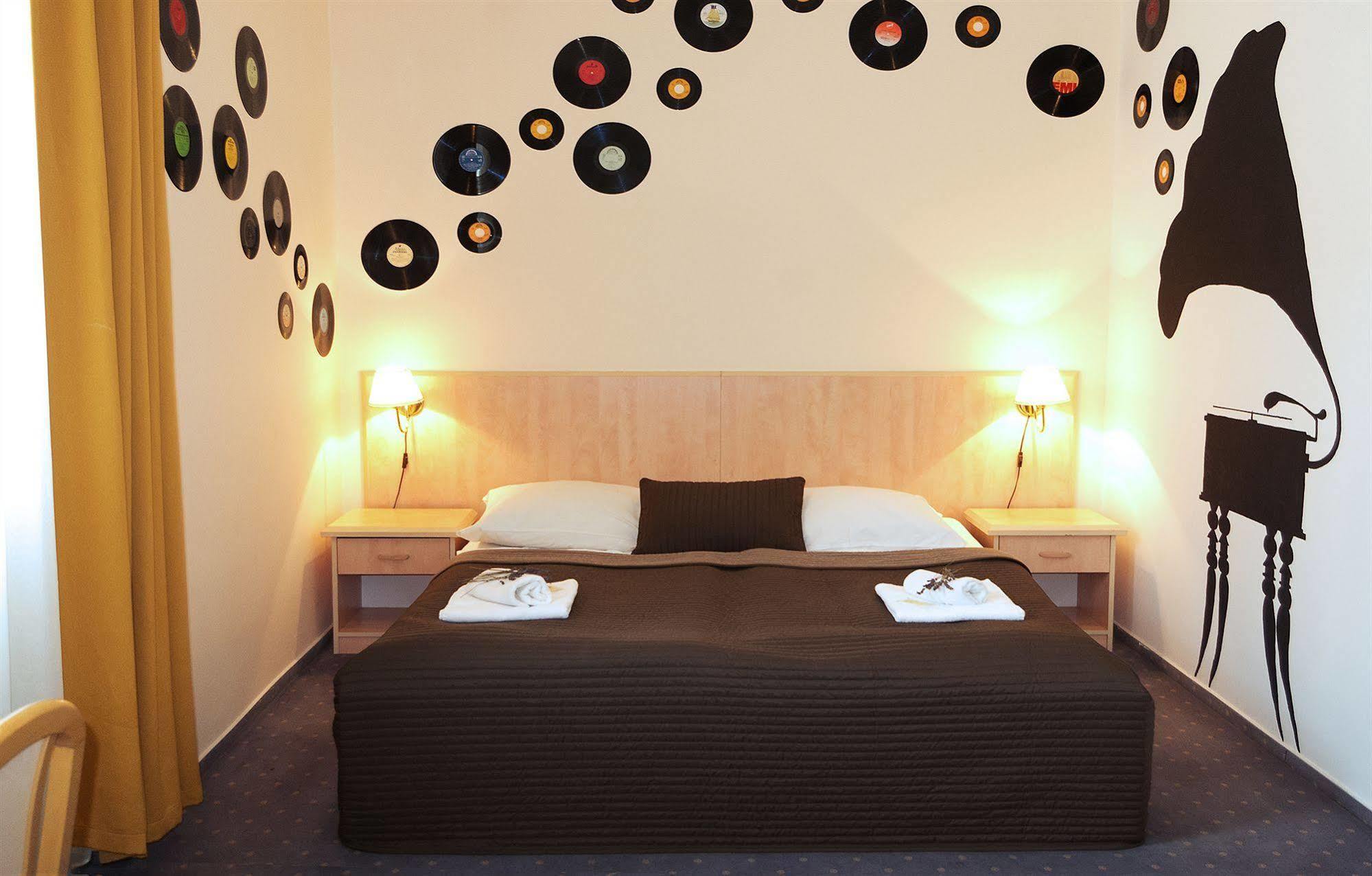 Nabucco Hotell 4*
