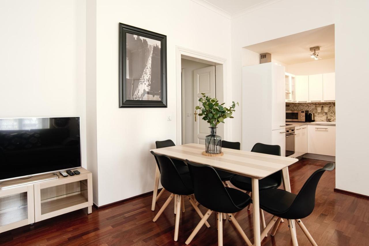Gesse Kollarova Apartment Prag