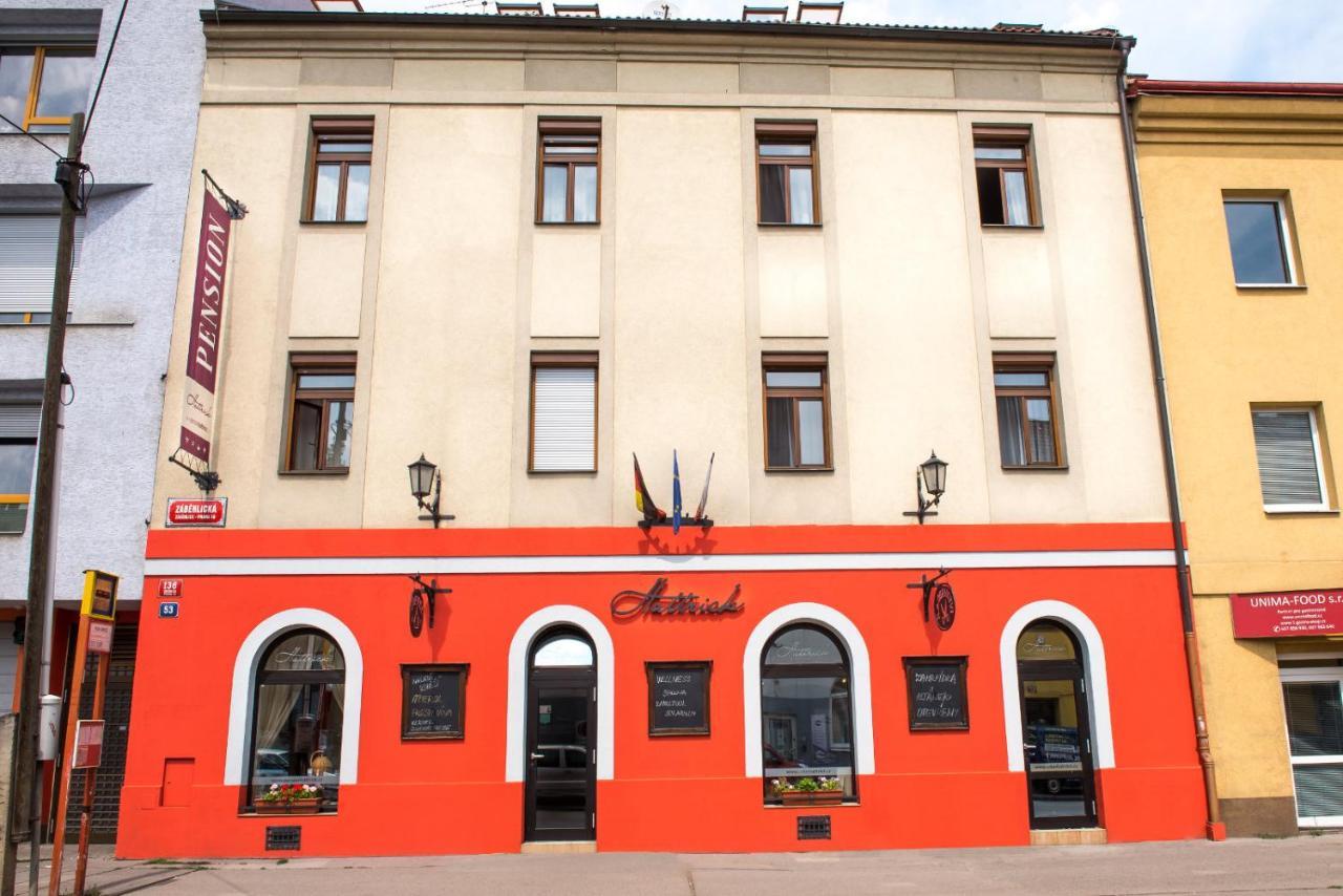 Hattrick Prag